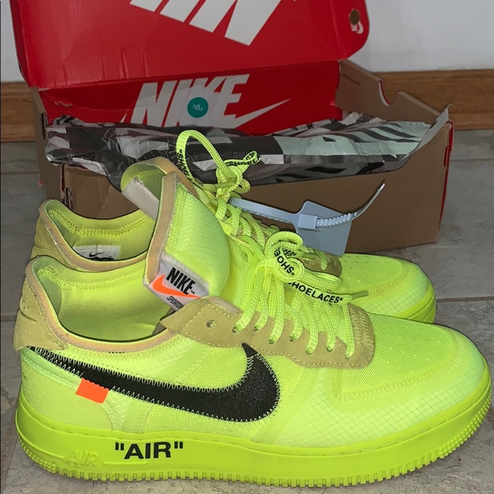 Off-White men’s size 9 Nike Low Air Force 1 “VOLT”